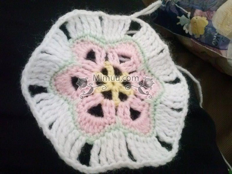 Altıgen Bebek Battaniyesi Modeli 10