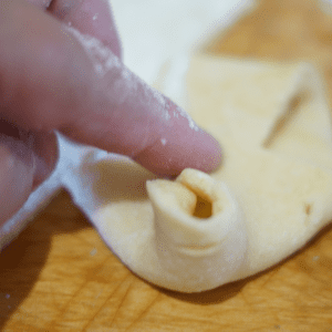 Süzme Peynirli Çerez Yapılışı 1