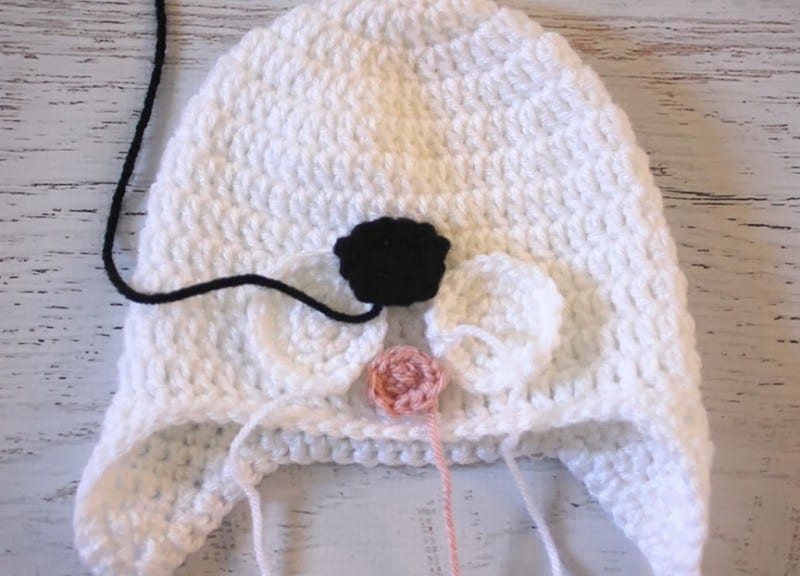 Kulakları Örten Dalmaçyalı Köpek Şapka Yapılışı 3