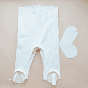 Sevimli Ayaklı Bebek Pantolonu Yapılışı 14