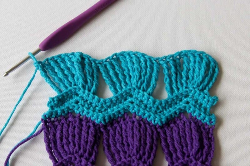 Tığ İşi Dalgalı Bebek Battaniyesi Modeli 11