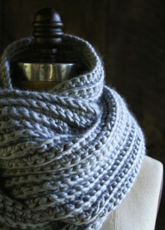 Tığ İşi Kaburga Modeli Boyunluk Yapılışı 2