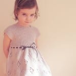 Kız Bebeklere Örgü Elbise Modelleri 128