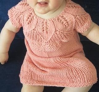 Kız Bebeklere Örgü Elbise Modelleri 132