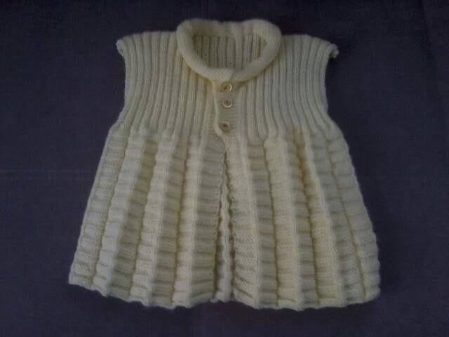 Kız Bebeklere Örgü Elbise Modelleri 137