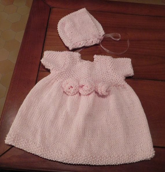 Kız Bebeklere Örgü Elbise Modelleri 176