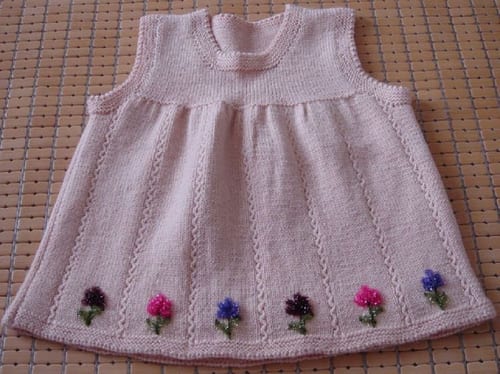 Kız Bebeklere Örgü Elbise Modelleri 196