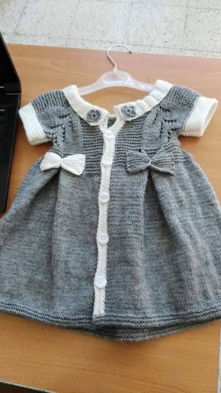 Kız Bebeklere Örgü Elbise Modelleri 29