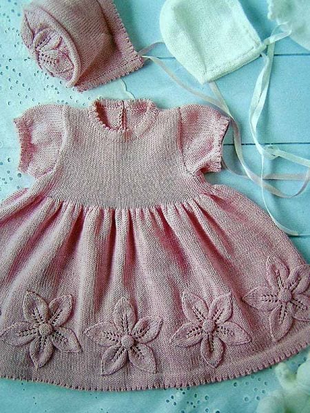 Kız Bebeklere Örgü Elbise Modelleri 81