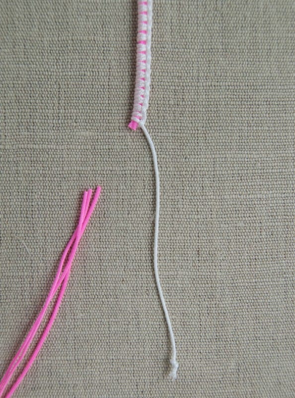 Makrome İpiyle Bileklik Nasıl Yapılır ? 13