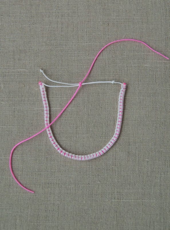 Makrome İpiyle Bileklik Nasıl Yapılır ? 15