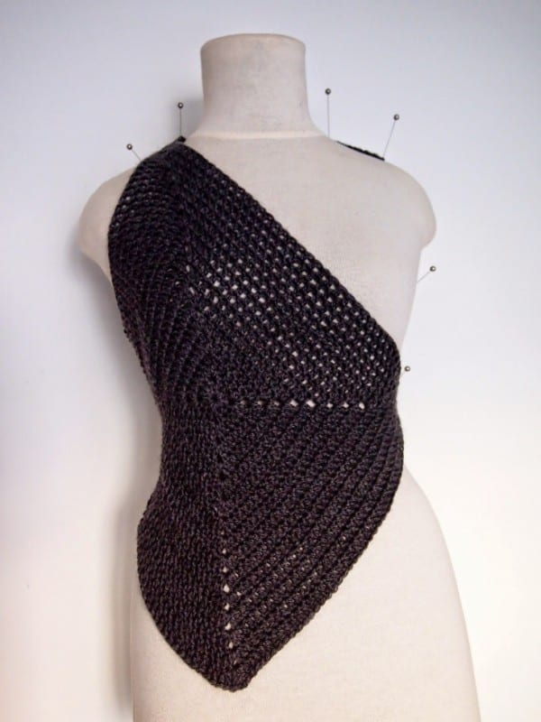 Tığ İşi Asimetrik Yelek Modeli Yapılışı 6