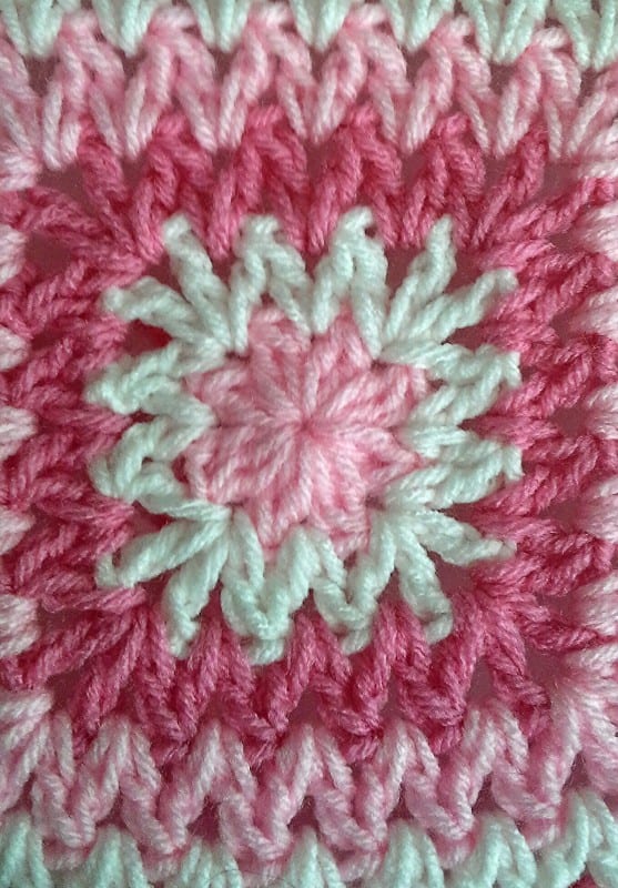 Titrek Kareler Bebek Battaniyesi Yapılışı 8