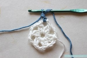 Anemon Çiçeği Bebek Battaniyesi Yapılışı 8