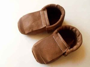 Püsküllü Bebek Ayakkabısı Yapımı - Resim 15