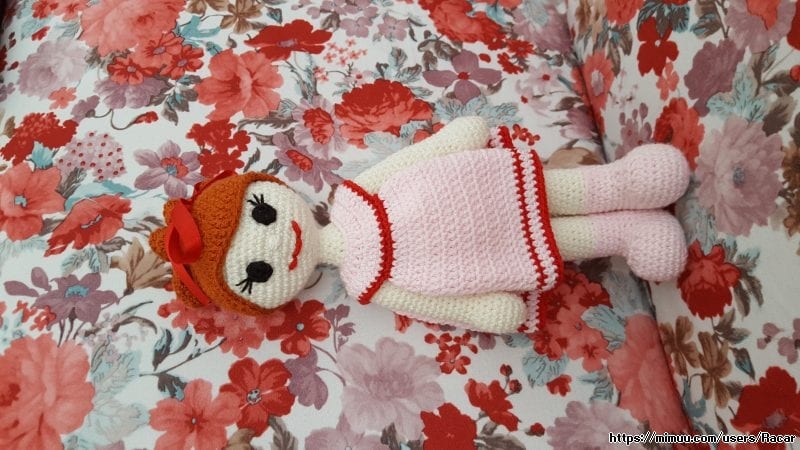 Turuncu saçlı bebek 1