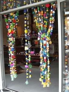 Plastik Kapaklardan Neler Yapılır? - Resim 12