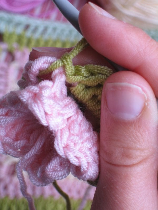 Çiçekli Bebek Battaniyesi Nasıl Yapılır? 36
