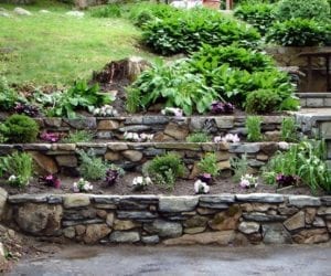 Taşlarla Yapılmış Bahçe Fikirleri