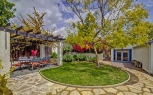 Taşlarla Yapılmış Bahçe Fikirleri 29