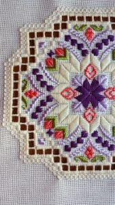 Bargello Nakışı Modelleri - Resim 1