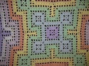 Dalgalı Kare Battaniye Yapılışı - Resim 14