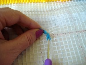 Halı Dokuma Tekniği ile Yastık Yapımı - Resim 4
