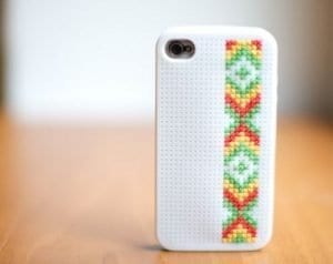 Kanaviçe Telefon Kılıfı Yapımı - Resim 1