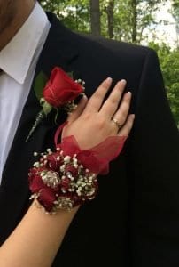Gelin Bilekliği ve Damat Yaka Çiçeği Modelleri - Resim 20