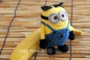 Keçe İğneleme Minion Yapımı - Resim 36