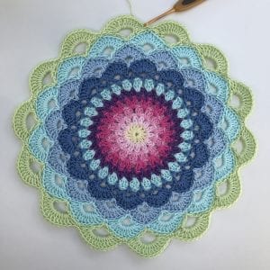 Zambak Örgü Mandala Yapılışı - Resim 16