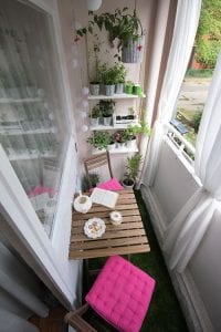 Küçük Balkon Dekorasyonu İçin Örnekler - Resim 86