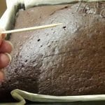 Kolay Çikolatalı Kek Tarifi 27