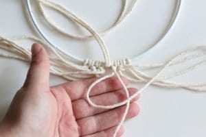 Makrome Duvar Süsü Yapımı - Resim 15