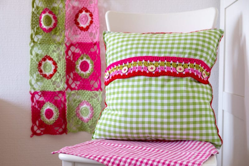 Örgü Kırlent Yapımı Anlatımlı 17