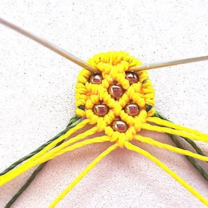 Makrome Ananas Küpe Nasıl Yapılır? - Makrome Ananas Nasıl Yapılır? 9