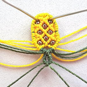 Makrome Ananas Küpe Nasıl Yapılır? - Makrome Ananas Nasıl Yapılır? 15
