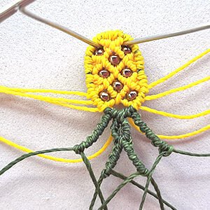 Makrome Ananas Küpe Nasıl Yapılır? - Makrome Ananas Nasıl Yapılır? 17