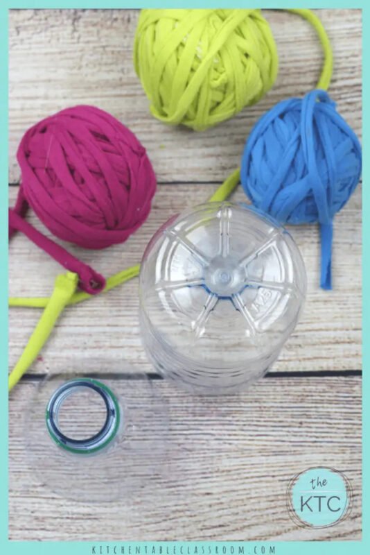 Pet Şişeden Penye İple Kalemlik Nasıl Yapılır? 1