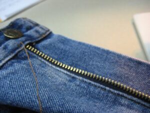 Kot Pantolon Fermuarı Nasıl Değiştirilir? 15