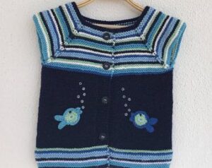 İki Renkli Örgü Bebek Yelek Modelleri - Resim 33