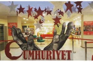 Cumhuriyet Bayramı 29 Ekim Pano Süsleme - Resim 34
