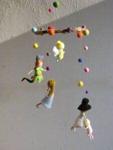 Yün Keçe Bebek Modelleri - Yün Keçe Bebek Yapımı ve Modelleri 6