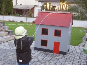 Okul Öncesi İtfaiye Etkinlikleri - Resim 7