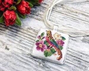 Kanaviçe Kolye Yapımı - Resim 39