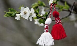 Marteniçka Bileklik Yapımı - Resim 13