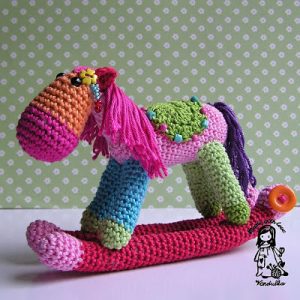 Amigurumi Sallanan At Yapımı - Resim 12