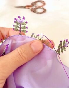 Kolay ve Gösterişli İğne Oyası Modelleri 28