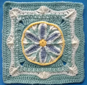Çiçek Mandala Kare Motif Yapılışı - Resim 14