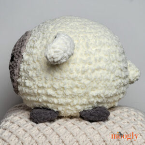 Amigurumi Kuzu Yastık Yapılışı - Resim 7